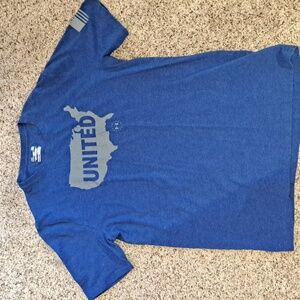 Men's size L, loose, blue, Under Armour t shirt